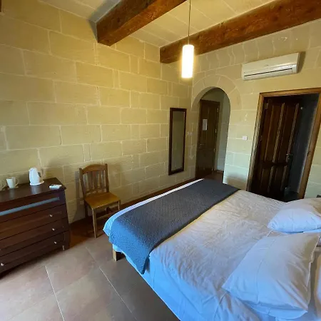 Gilju Bed & Breakfast 4*